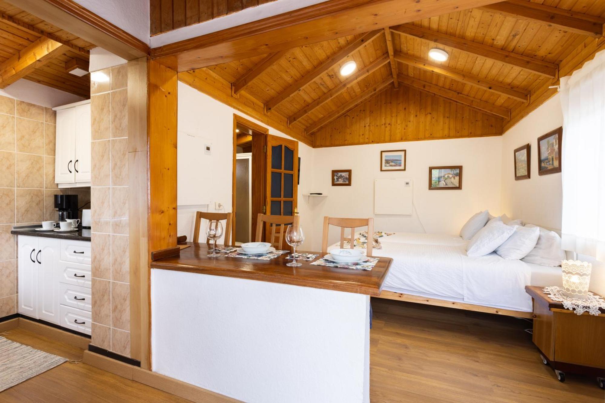 Home2Book Serene Retreat Isabel, Jacuzzi & Garden Икод-эль-Альто Экстерьер фото