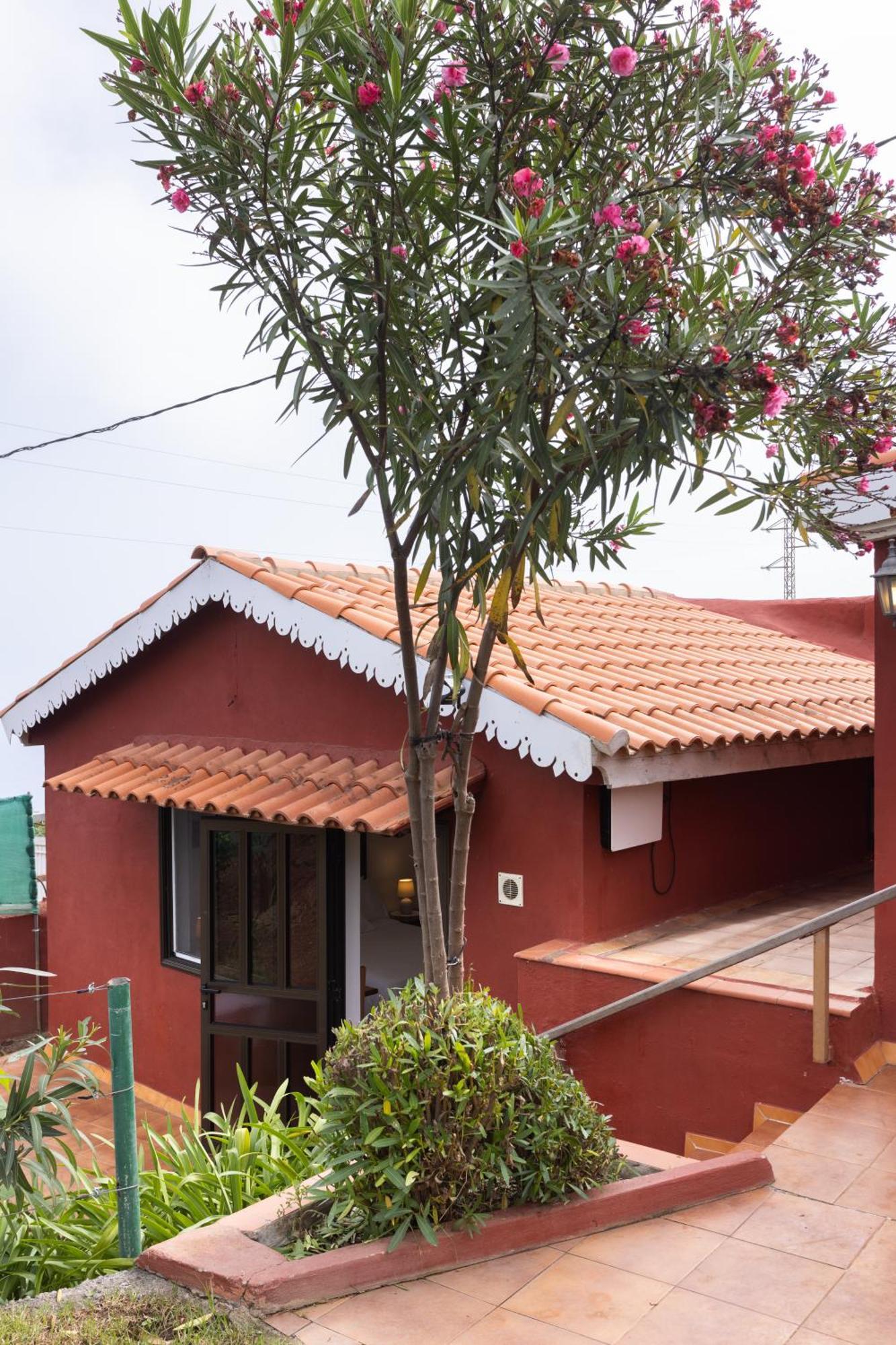 Home2Book Serene Retreat Isabel, Jacuzzi & Garden Икод-эль-Альто Экстерьер фото